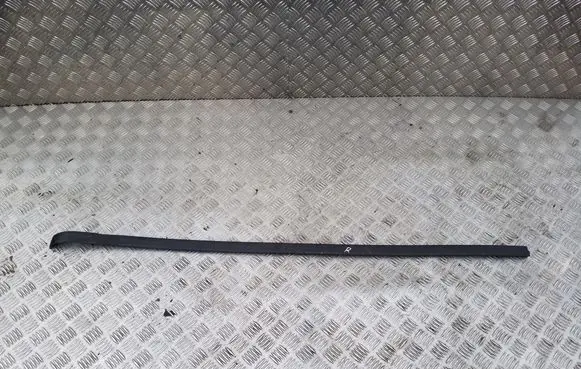 Roof trim bar molding cover