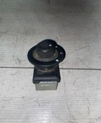 Renault Megane II Wing mirror switch 8200002442A 107486
