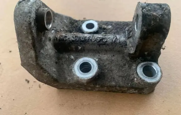 Jaguar XJ X308 Generator/alternator bracket NBC3704