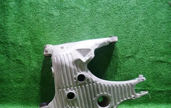 Land Rover Discovery 5 Rear control arm JPLA5B531BB