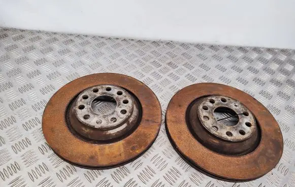 Volkswagen PASSAT B8 Rear brake disc