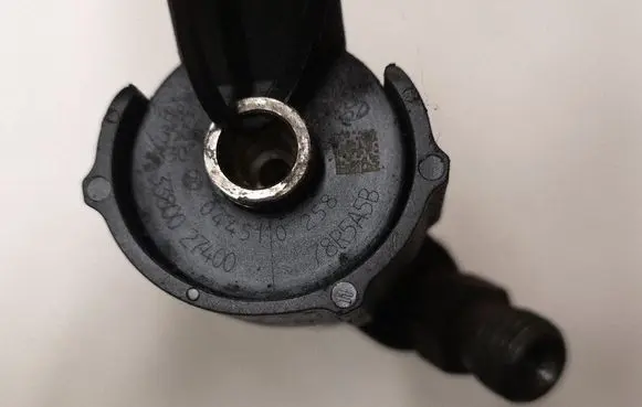 KIA Sportage Fuel injector 0445110258