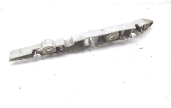 Ford Focus C-MAX Front bumper mounting bracket 8M5117D959A