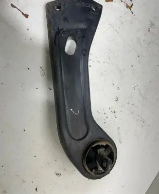 KIA Sportage Rear suspension control arm 