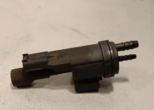 Mercedes-Benz E W213 Vacuum valve 0025407097