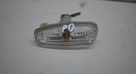 KIA Stonic Front fender indicator light 923031W