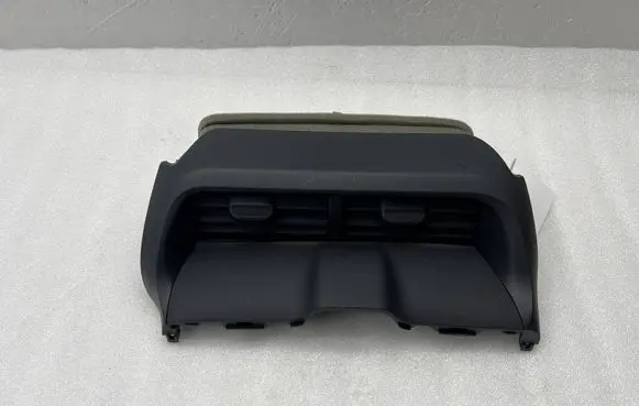 Toyota Yaris Cross Dash center air vent grill 55670K0090