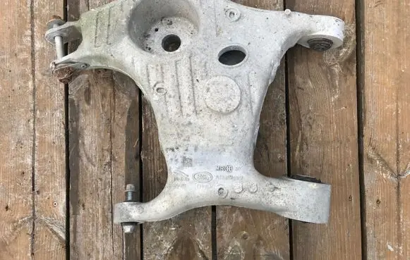Land Rover Discovery Sport Rear upper control arm/wishbone FK725B531AD