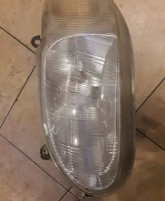 Ford Escort Headlight/headlamp 20E95073