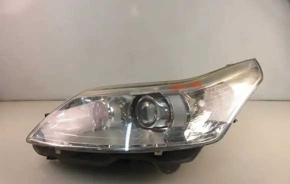 Citroen C4 I Headlight/headlamp 9684382580