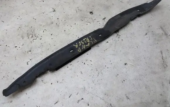Toyota Land Cruiser (J120) Fender foam support/seal KRIS235789