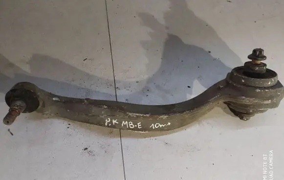 Mercedes-Benz E W212 Front lower control arm/wishbone