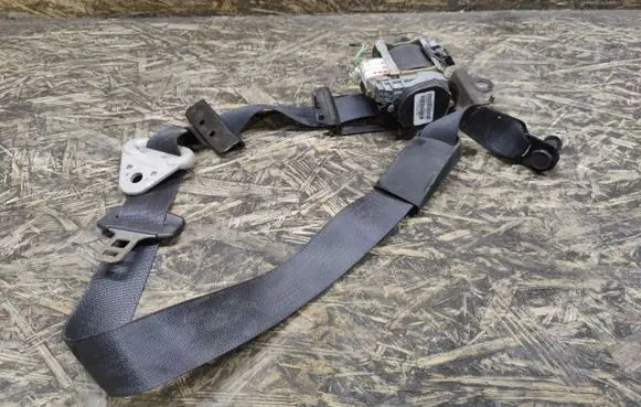 Chrysler Pacifica Front seatbelt 600287900A 685100D
