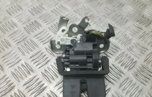 Audi Q5 SQ5 Tailgate/trunk/boot lock/catch/latch 8R0827505