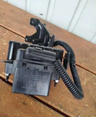 Peugeot 308 Alarm system siren 9842402580