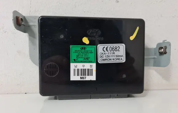 Hyundai Tucson JM Engine control unit/module 954002E210