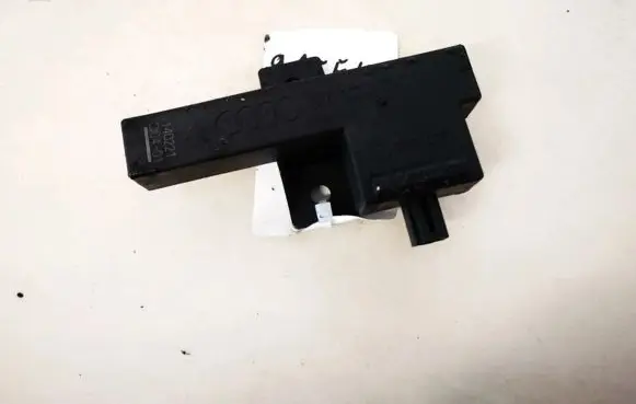 Audi A8 S8 D4 4H Sensor 8K0907247 33542221