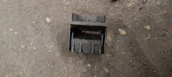 BMW X5 E53 Radiator mount bracket 17101439116