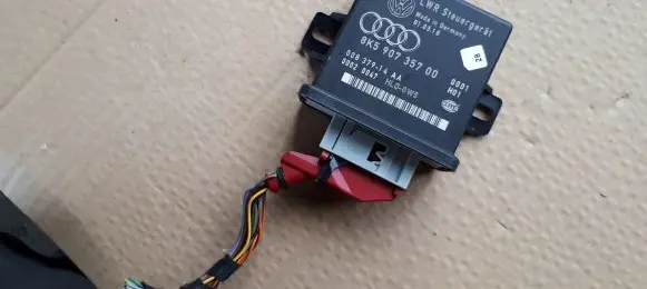 Audi A4 S4 B8 8K Light module LCM 8K5907357