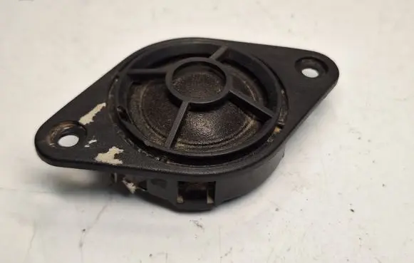 BMW 5 E34 Parcel shelf speaker 65138375085 65131377772