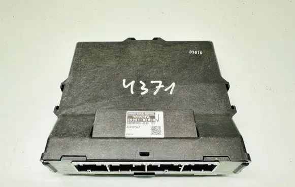 Toyota Auris E180 Other control units/modules 8998102050 MB2850004140