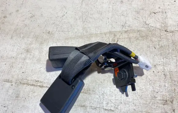 Hyundai Kona I Rear seatbelt 89830G2100T 821AHF1A593375