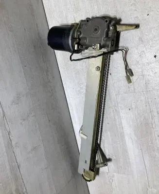 Bentley Mulsanne Front door window regulator with motor