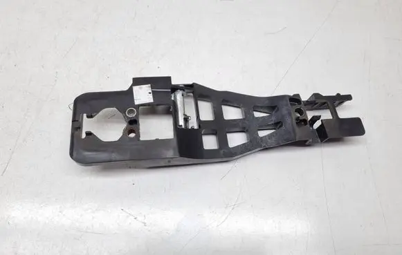 Jeep Grand Cherokee Front door exterior handle/bracket 04589888AD