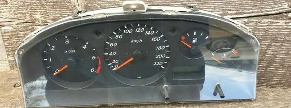 Nissan Almera N16 Speedometer (instrument cluster) BM478