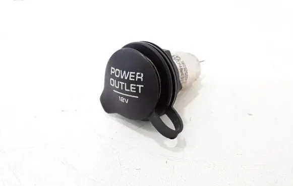 Volkswagen PASSAT B5 12 V Socket (rear) 3B0925071