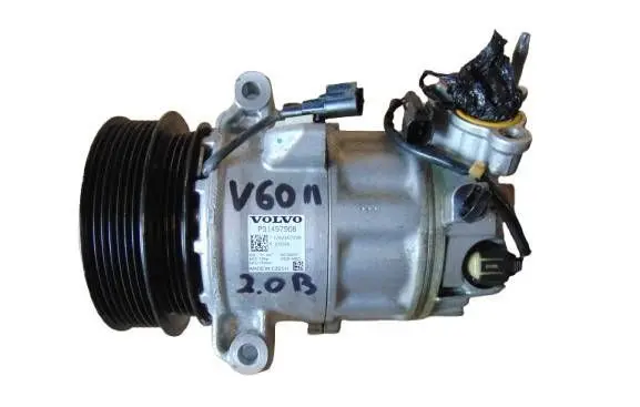 Volvo V60 Air conditioning (A/C) compressor (pump) 31497908