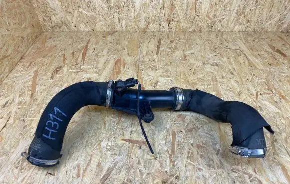 Audi A5 8T 8F Intercooler hose/pipe 8K0145737R 8K0145709E 8K0145673AB