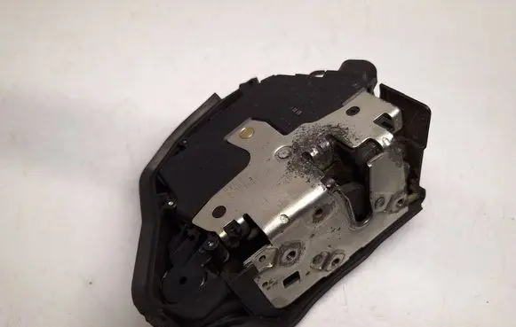 BMW X5 E53 Front door lock 8402537 51218402537