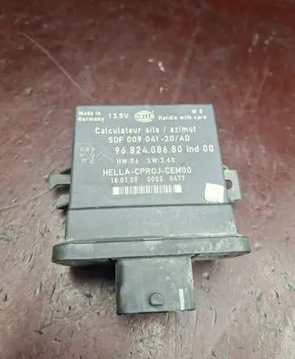 Citroen C4 Grand Picasso Light module LCM 9682408680 5DF00904120A