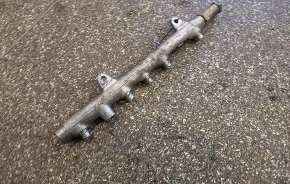 Renault Laguna II Fuel main line pipe 0445214024