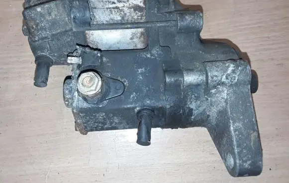 Toyota Yaris Starter motor 2810033050 4280000570