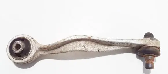 Volkswagen PASSAT B5 Front lower control arm/wishbone