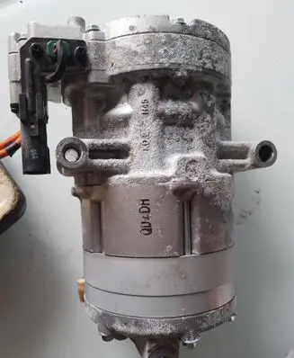 Tesla Model X Air conditioning (A/C) compressor (pump) 104244200L