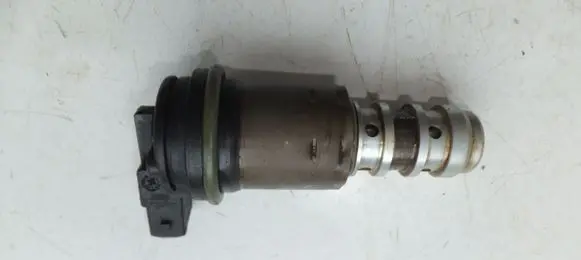 BMW X5 E70 Camshaft vanos timing valve 1707323 13150137