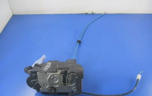 Fiat Croma Front door lock 51787968