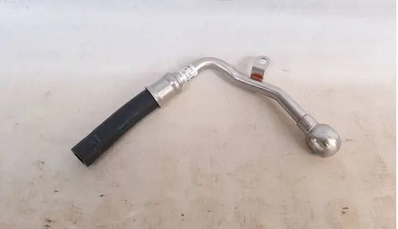 BMW M5 F90 Turbo turbocharger oiling pipe/hose 7883931 8092599 11537883931