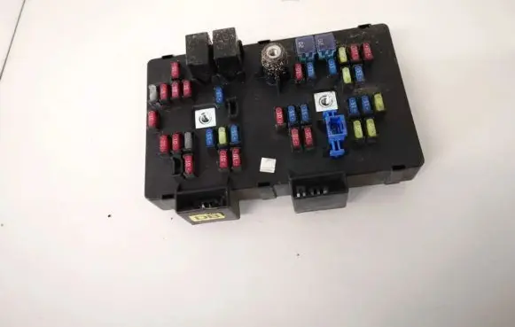 Opel Antara Fuse box set