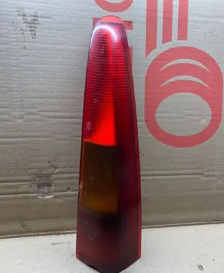 Volvo S70 V70 V70 XC Rear/tail lights 3512423 3512321