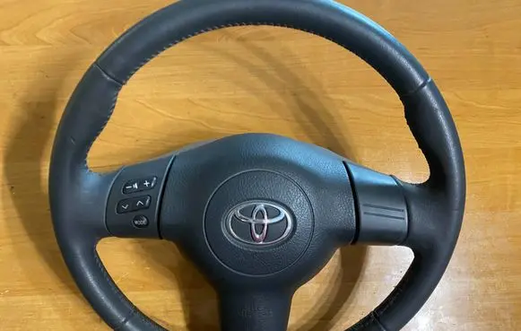 Toyota Corolla Verso E121 Steering wheel 4513002270 010191105PDA