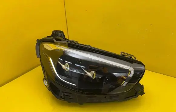 Mercedes-Benz E W213 Headlight/headlamp A2139069209