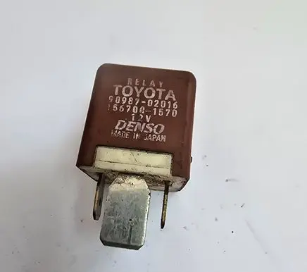 Toyota Avensis T250 Other relay 9098702016 1567001570