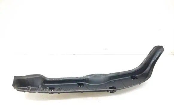 BMW i4 Fender end trim 7946060 24225110