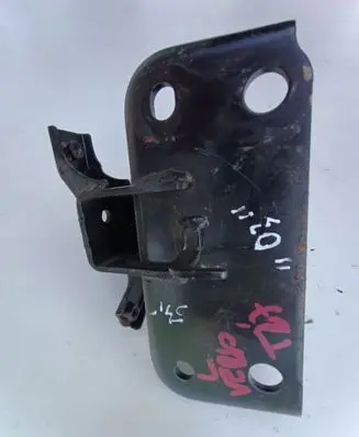 Toyota Avensis T270 Engine mount bracket 1223REK41