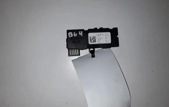 Volkswagen PASSAT B6 Steering angle sensor 00203800