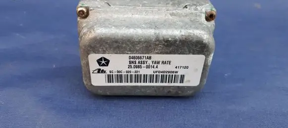 Chrysler 300 - 300C ESP acceleration yaw rate sensor 04606671AB